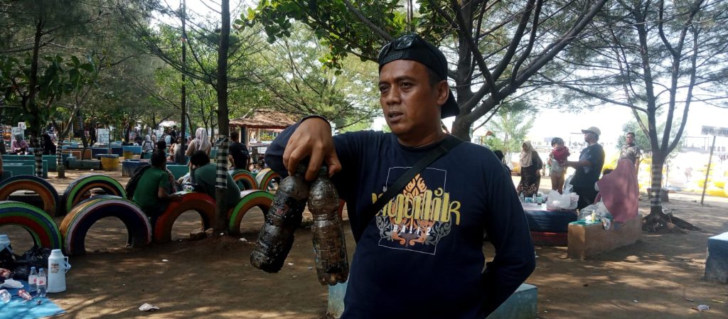 Pantai Wisata Bali 2 Balongan, Dicemari Limbah Minyak Diduga Dari Pertamina 2 IMG 20250530 WA0054