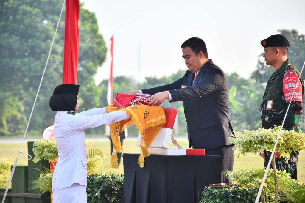 GM Kilang Pertamina Balongan Jadi Pembina upacara Bendera HUT RI Ke-80, Pencapaian Swasembada Energi dan Pilar Asta Cita 1 IMG 20250817 WA0047