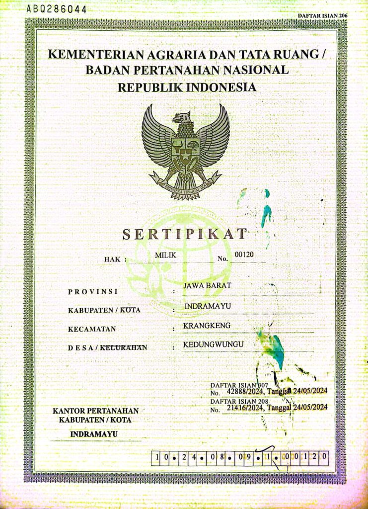 Klien Datangi Kantor Notaris Tirai Sosia Desa, Tagih Janji Pengurusan Balik Nama SHM Tak Kunjung Selesai 1 IMG 20260520 WA0050