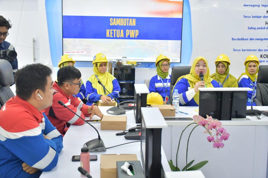 Lewat Program Family Road To Refinery HSSE Pertamina Patra Niaga RU Balongan Ajak Istri Pekerja Kunjungi Kilang 2 IMG 20260612 WA0070