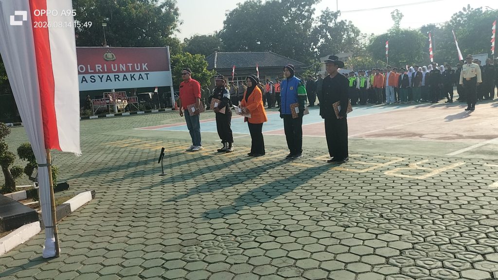 Menyambut HUT RI ke 81 Kapolres Indramayu Bersama Forkopimda, TNI dan Organisasi Masyarakat Gelar Apel Kebangsaan 1 IMG20260814154909 01
