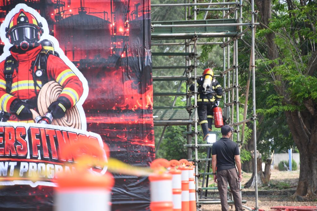 Pertamina Patra Niaga Kilang Balongan Latih Kekuatan Fisik Fire Fighter melalui Agility Test Fireman 1 IMG 20261007 WA0047
